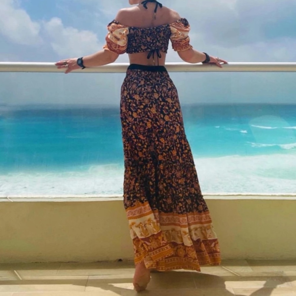 Bohemian floral print Off Shoulder Crop Top Maxi Skirt Set - Picture 2 of 5